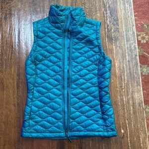 The North Face Quilted Vest NEW WITHOUT TAGS